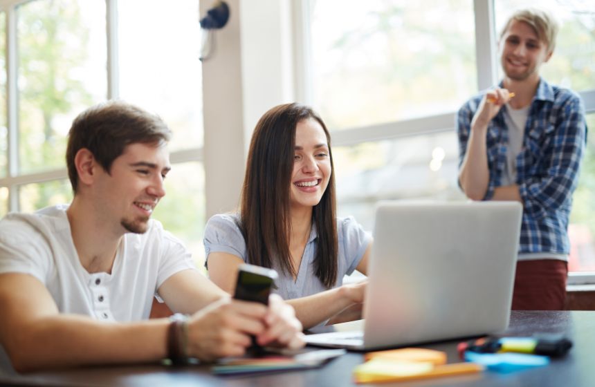 Ξεκίνα την φοιτητική ζωή με το ταχύτερο internet